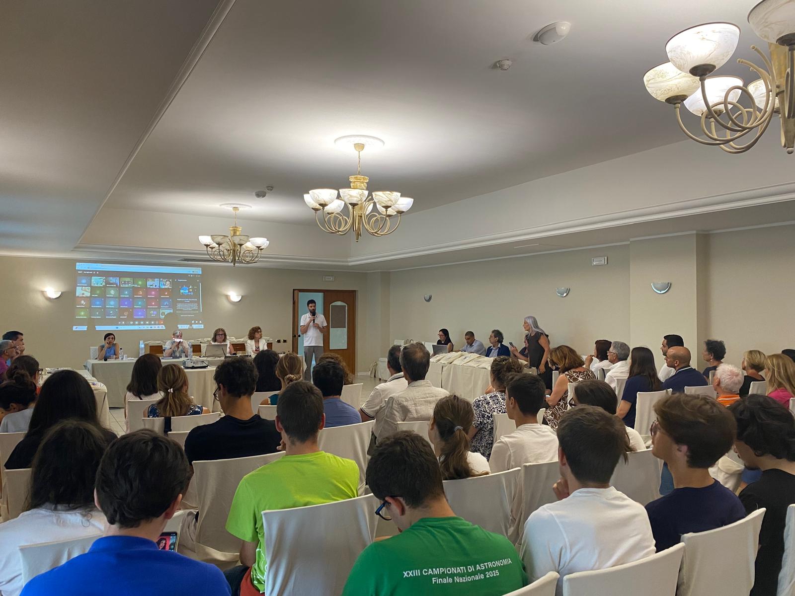 Grande successo a Riace per l\'apertura della XXXI Scuola Estiva di Astronomia