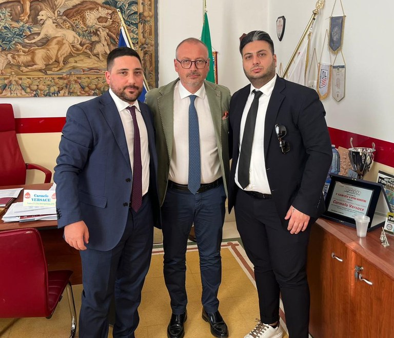 A Palazzo Alvaro un focus sulla viabilit� di accesso al comune di Maropati: il vicesindaco Versace incontra i consiglieri Adornato e Ferrentino